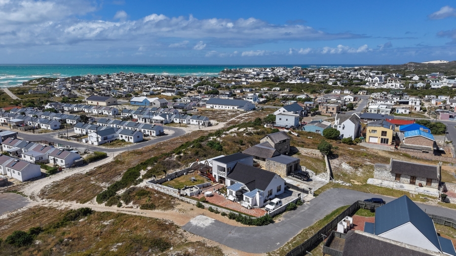 6 Bedroom Property for Sale in Arniston Western Cape